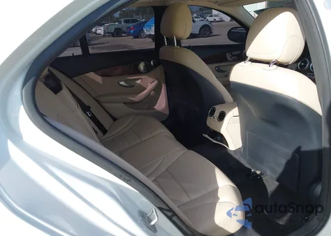 2015 Mercedes-Benz C 300 4Matic/Luxury 4Matic/Sport 4Matic из США, поврежденный, VIN 55SWF4KB8FU013246